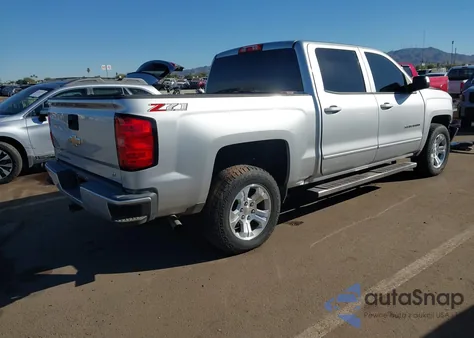 2018 Chevrolet Silverado 1500 2Lt z USA, uszkodzony, nr VIN 3GCUKREC2JG206940